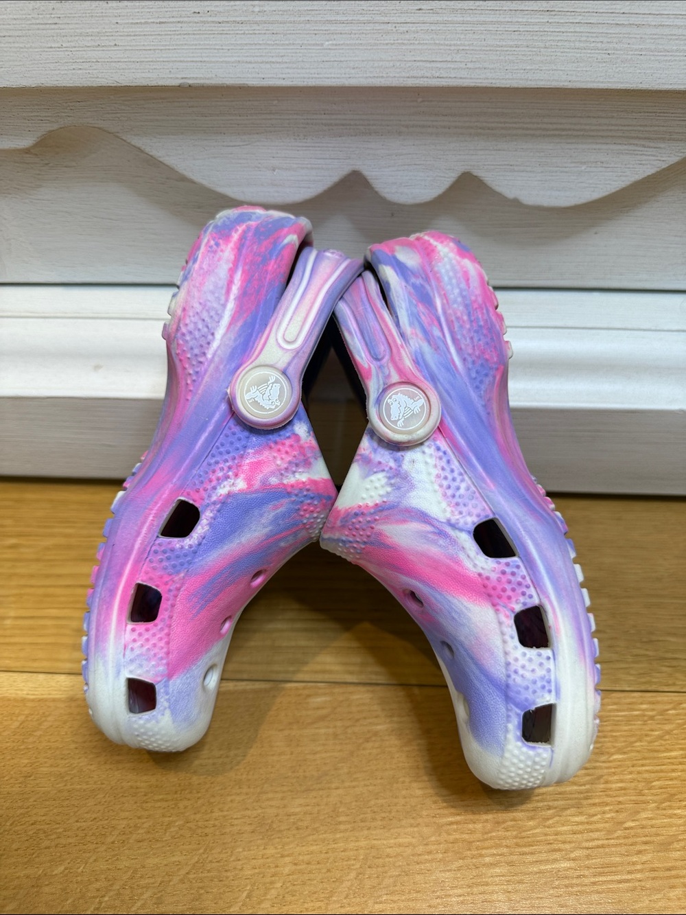 CROCS Kids Tie-Dye Clogs in Pink, Purple & White - Picture 4 of 6